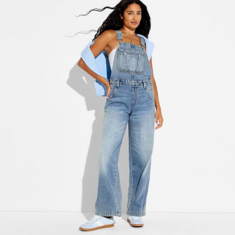 Women's Baggy Overalls - Wild Fable Light Wash M